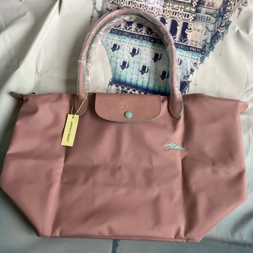 Longchamp NWT le pliage club